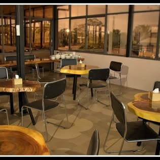 စည်းစိမ်ရှင်ဟိုတယ်- Seseinshin Hotel  preview 3